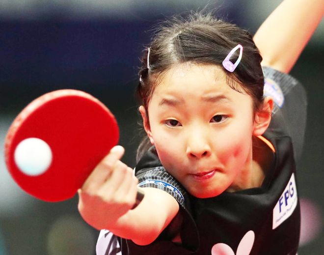 而对此她表 而对此她表