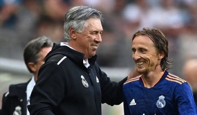 东契奇内脚 东契奇内脚