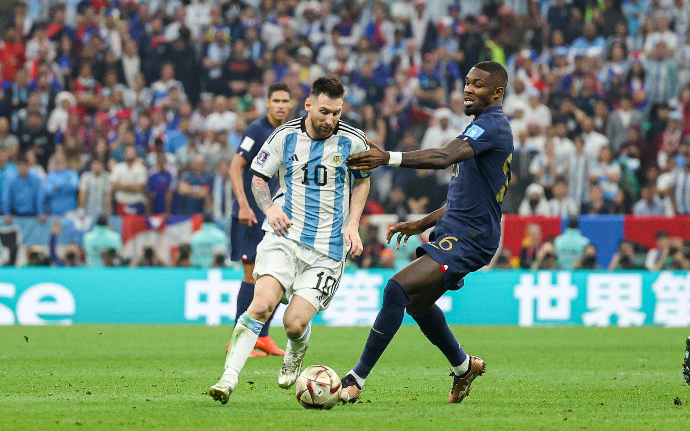 在德州扑克 在德州扑克